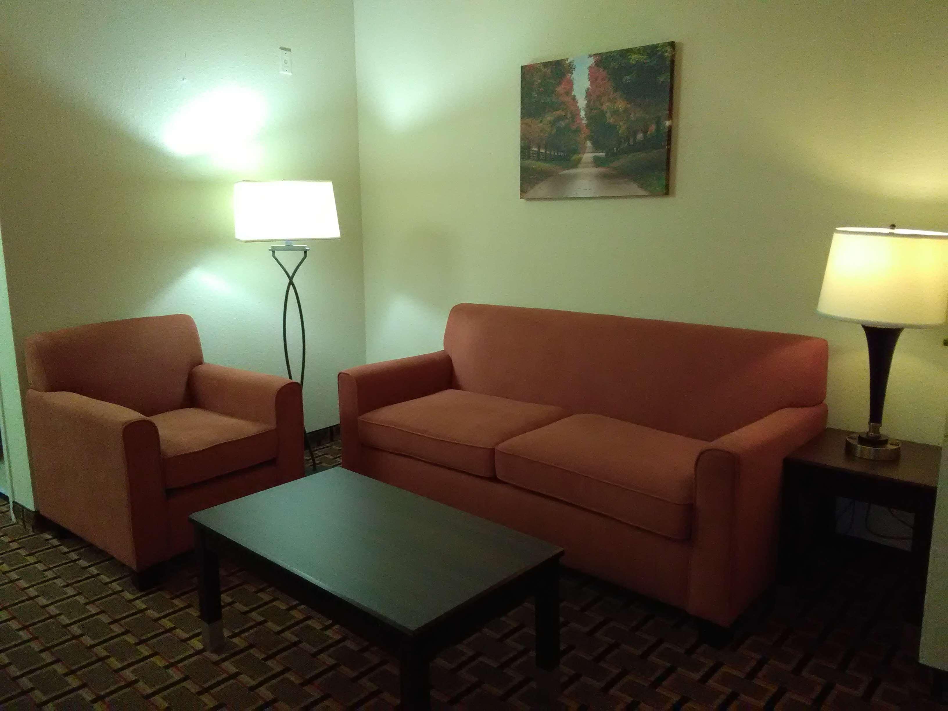 Best Western Executive Inn & Suites Madisonville Bagian luar foto