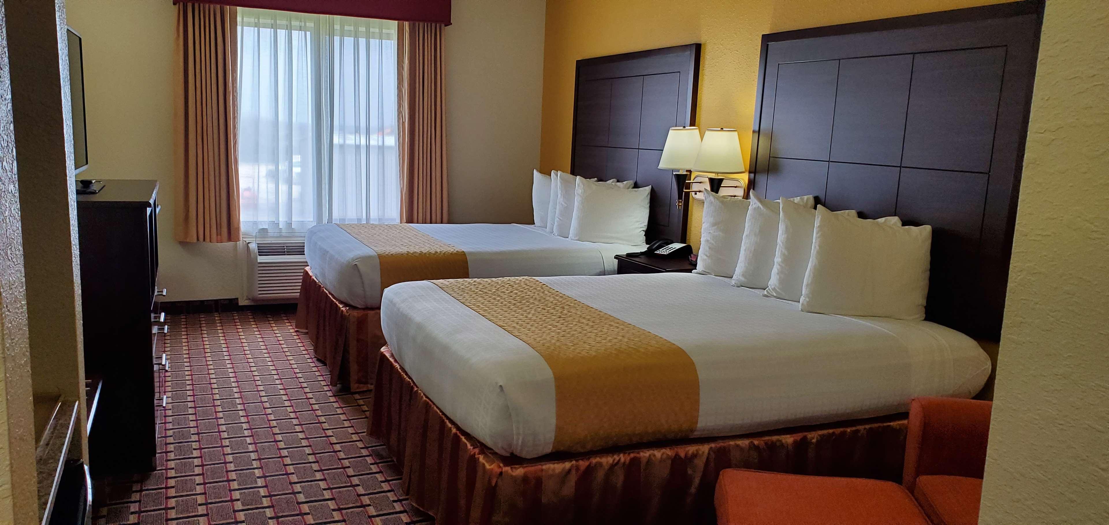 Best Western Executive Inn & Suites Madisonville Bagian luar foto